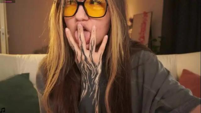 Image 2 of iam_meg Stream on Chaturbate on 1 month ago