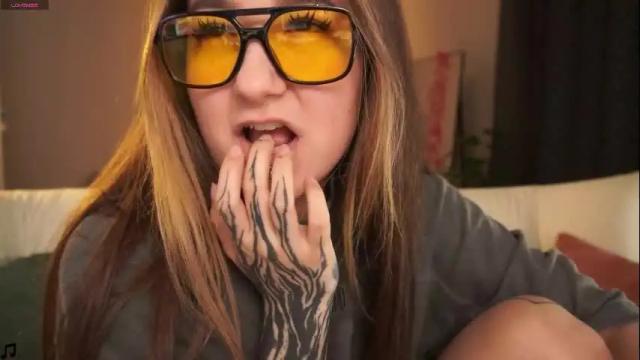Image 6 of iam_meg Stream on Chaturbate on 1 month ago