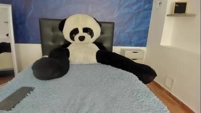 Image 3 of iam_megan1 Stream on Chaturbate on 1 month ago