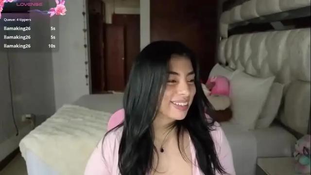 Image 12 of iam_miaparker Stream on Chaturbate on 1 month ago