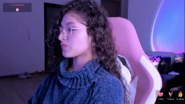 Image 3 of iam_nikki Stream on Chaturbate on 1 month ago