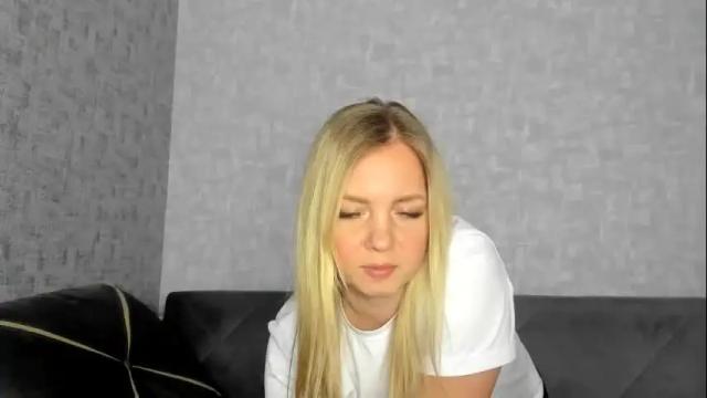 Image 3 of iam_venus Stream on Chaturbate on 2 months ago