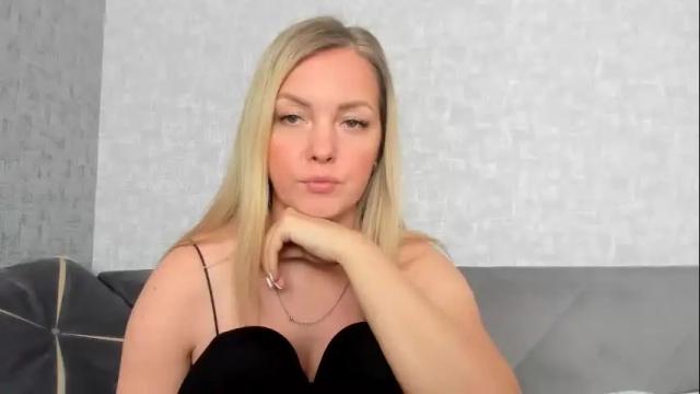 Image 2 of iam_venus Stream on Chaturbate on 1 month ago
