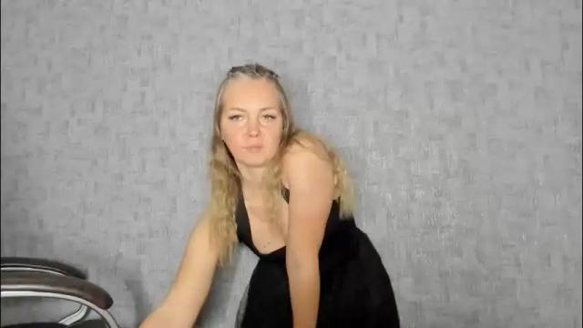 Image 12 of iam_venus Stream on Chaturbate on 2 months ago