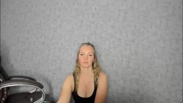 Image 2 of iam_venus Stream on Chaturbate on 2 months ago