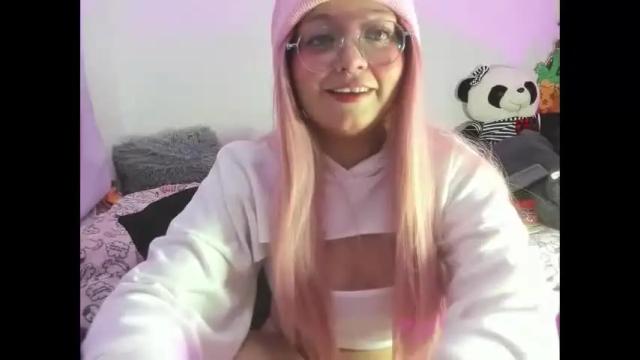 Image 4 of iam_zoechan Stream on Chaturbate on 9 days ago