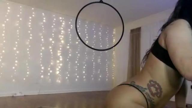 Image 8 of iambaileyfox Stream on Chaturbate on 22 months ago