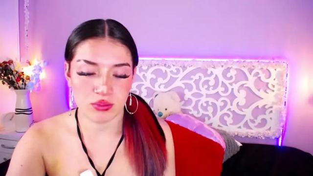 Image 12 of iambecky_ Stream on Chaturbate on 14 months ago