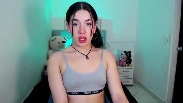 Image 6 of iambecky_ Stream on Chaturbate on 13 months ago