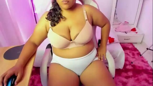 Image 3 of iamcarol01 Stream on Chaturbate on 19 days ago