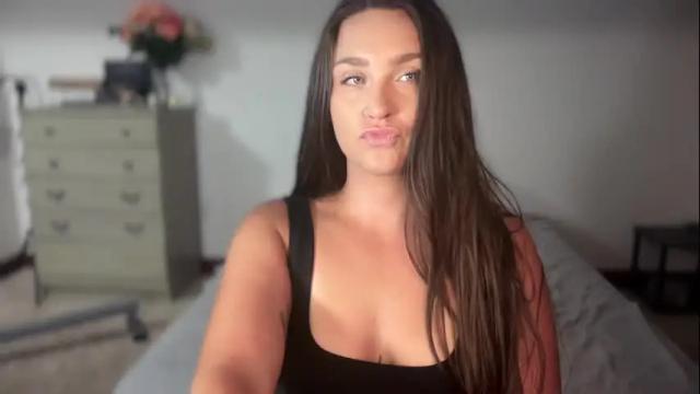 Image 8 of iamcrystalann Stream on Chaturbate on 3 months ago