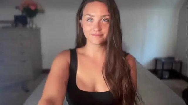 Image 7 of iamcrystalann Stream on Chaturbate on 2 months ago