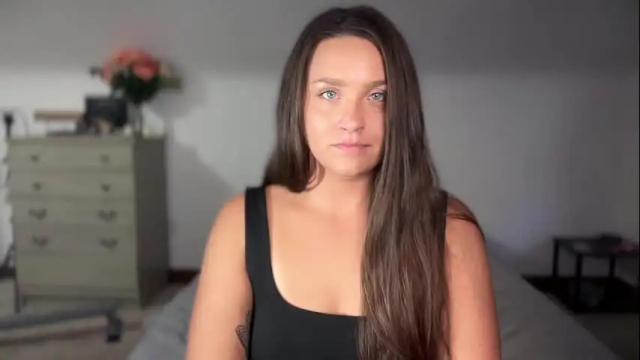 Image 3 of iamcrystalann Stream on Chaturbate on 2 months ago