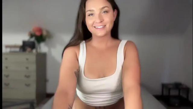 Image 10 of iamcrystalann Stream on Chaturbate on 1 month ago