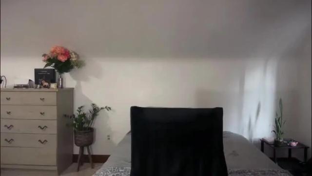 Image 8 of iamcrystalann Stream on Chaturbate on 2 days ago