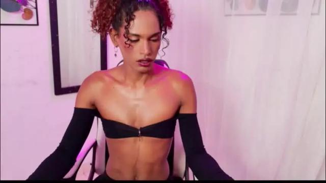 Image 3 of iamgregory_ Stream on Chaturbate on 2 months ago