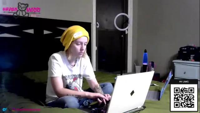 Image 4 of iamhavenmoss Stream on Chaturbate on 2 months ago