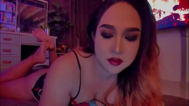 Image 8 of iamjazzmine Stream on Chaturbate on 27 days ago