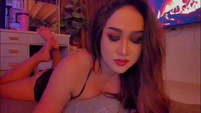 Image 10 of iamjazzmine Stream on Chaturbate on 2 months ago