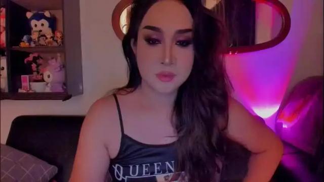 Image 3 of iamjazzmine Stream on Chaturbate on 1 month ago