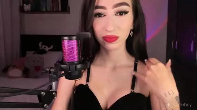 Image 2 of iammelody_ Stream on Chaturbate on 6 months ago