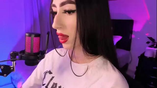 Image 6 of iammelody_ Stream on Chaturbate on 5 months ago