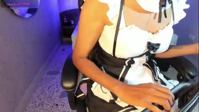 Image 3 of iamnayuta Stream on Chaturbate on 2 months ago