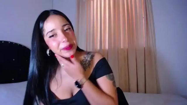 Image 12 of iamroxanne Stream on Chaturbate on 15 months ago
