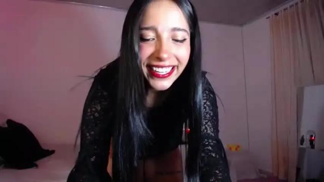 Image 6 of iamroxanne Stream on Chaturbate on 13 months ago
