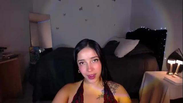 Image 12 of iamroxanne Stream on Chaturbate on 4 months ago