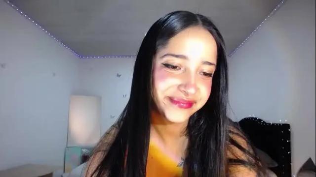 Image 4 of iamroxanne Stream on Chaturbate on 4 months ago