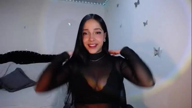 Image 8 of iamroxanne Stream on Chaturbate on 3 months ago