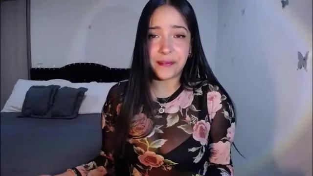 Image 4 of iamroxanne Stream on Chaturbate on 3 months ago
