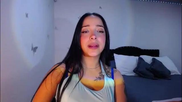Image 3 of iamroxanne Stream on Chaturbate on 1 month ago