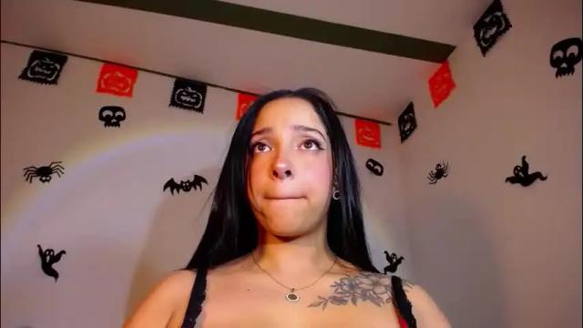 Image 10 of iamroxanne Stream on Chaturbate on 2 months ago