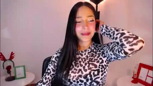 Image 6 of iamroxanne Stream on Chaturbate on 13 days ago