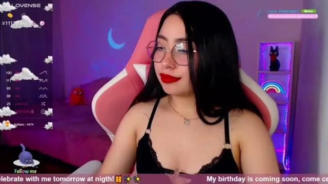Image 4 of iamveroo Stream on Chaturbate on 14 months ago