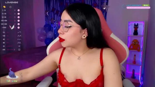 Image 3 of iamveroo Stream on Chaturbate on 14 months ago