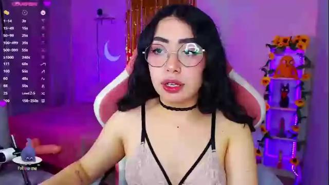 Image 2 of iamveroo Stream on Chaturbate on 1 month ago