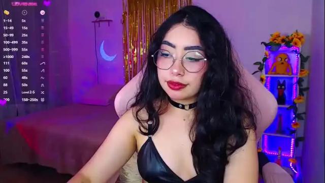 Image 3 of iamveroo Stream on Chaturbate on 23 days ago