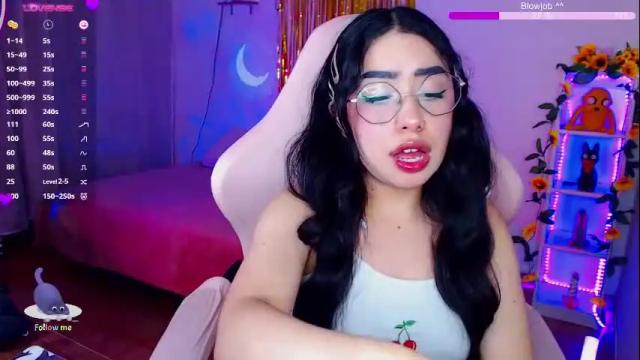 Image 7 of iamveroo Stream on Chaturbate on 13 days ago