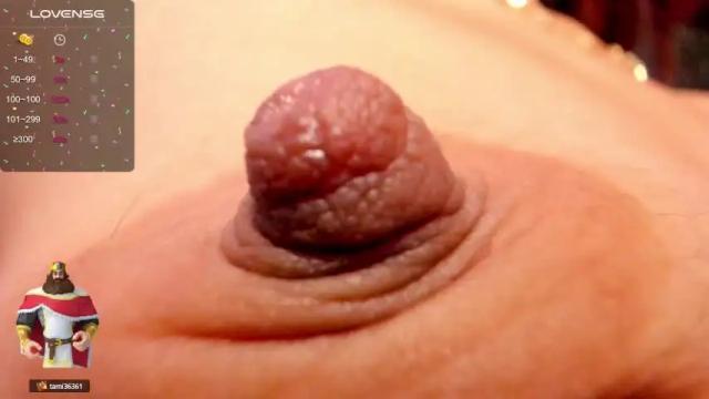 Image 8 of iamvicky_ Stream on Chaturbate on 24 months ago