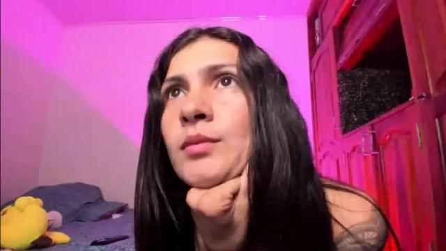 Image 12 of iamvicky_ Stream on Chaturbate on 24 months ago