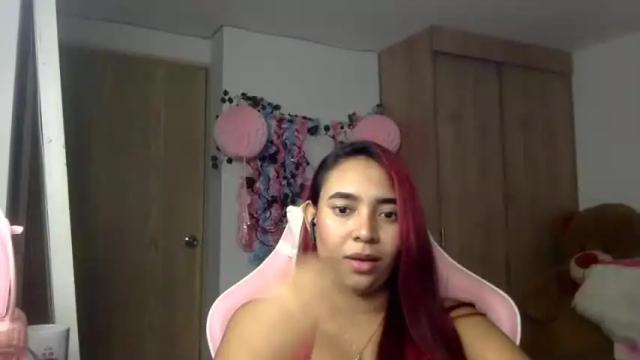 Image 10 of iamyis Stream on Chaturbate on 13 months ago