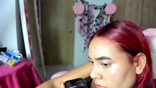 Image 8 of iamyis Stream on Chaturbate on 13 months ago