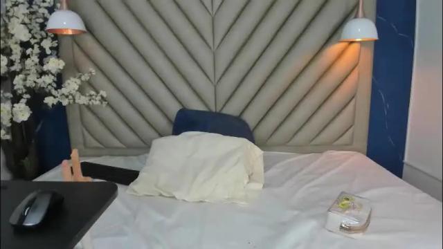 Image 2 of ibbie_ Stream on Chaturbate on 1 month ago