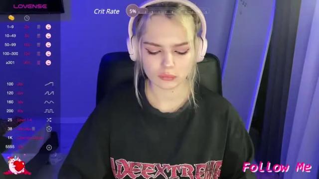 Thumbnail 1, ice_kitten's Stream at Chaturbate, 23 months ago