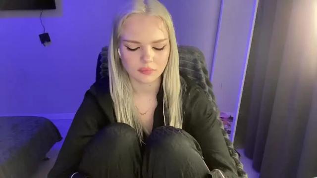 Thumbnail 1, ice_kitten's Stream at Chaturbate, 21 months ago