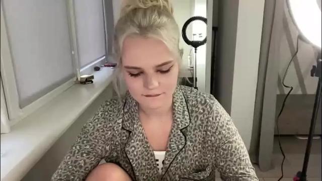 Thumbnail 3, ice_kitten's Stream at Chaturbate, 5 months ago