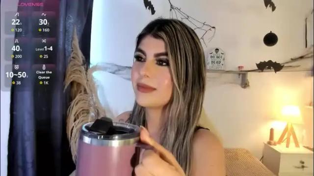 Image 2 of ice_y_abigail Stream on Chaturbate on 5 days ago